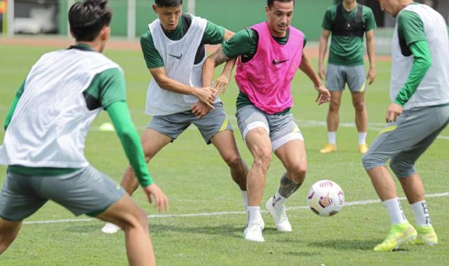 开云体育官方网站-多名外援缺战本土球员扛旗 国安先回前四再谈其他