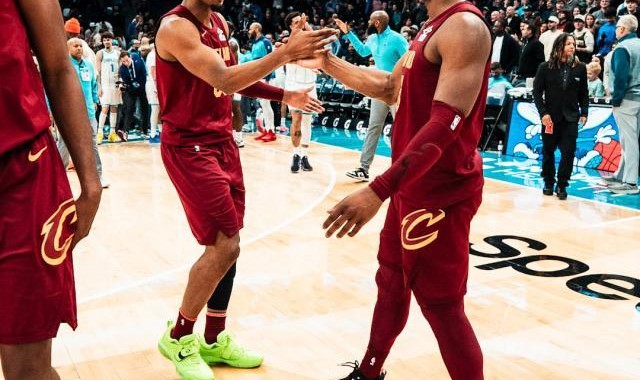 开云体育官方网站-末节20罚 全场51罚！骑士惊险逆转黄蜂延续13连胜