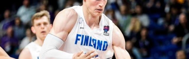 开云官方网站-被交易刺激的马尔卡宁！火爆砍分 爵士才是赢家？