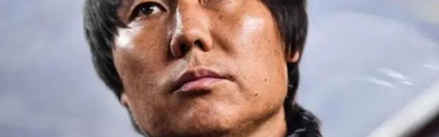 李铁执教路：收买对手两度冲超 行贿成为国足主帅