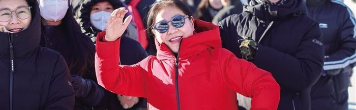 开云登录入口-雪上竞逐  冰上狂欢|呼和浩特市|布鲁|射箭|足球|俱乐部联赛_新浪体育_新浪新闻