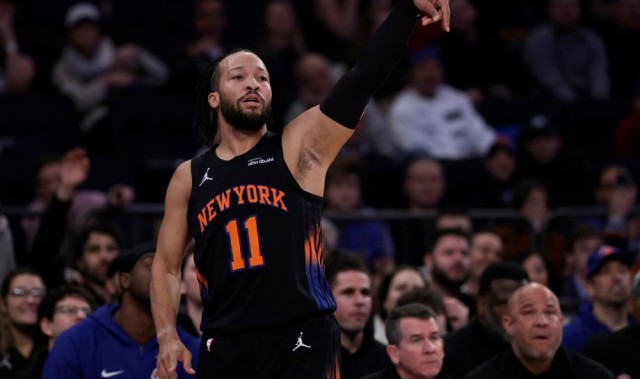 开云体育官方网站-布伦森28+4德罗赞34+5 尼克斯战胜国王迎三连胜