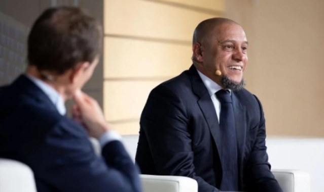 kaiyun sports-印象最深刻的队友？卡洛斯：路易斯-菲戈，他来皇马我很开心