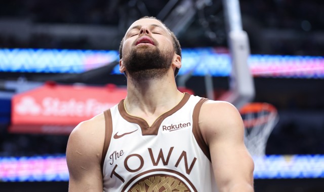 开云体育官方网站-继续浪费库里巅峰！字母交易彻底无望 勇士的赛季基本宣告失败