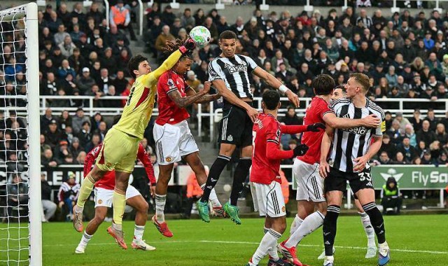 开云登录入口-纽卡斯尔2-1曼联 奥苏拉绝杀