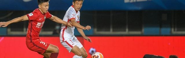 开云体育官方网站-武磊时隔1409天再战中超 武巴同城状态低迷失单刀