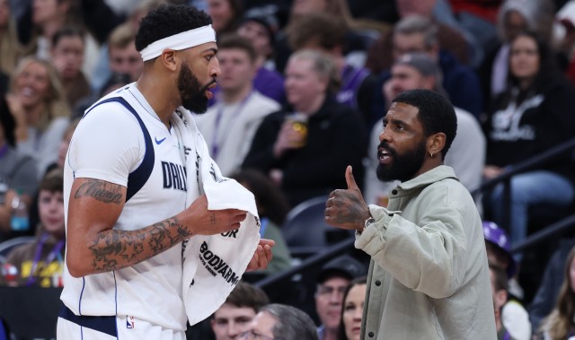 开云登录入口-马丁：欧文和浓眉都心系球队 我们这支球队的氛围真的很棒