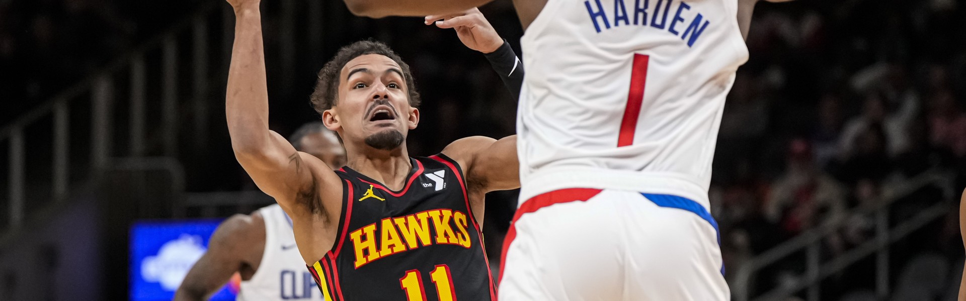 防守短板是否让持球核心在当代NBA日益失宠？从哈登利拉德到东契奇特雷杨的演变