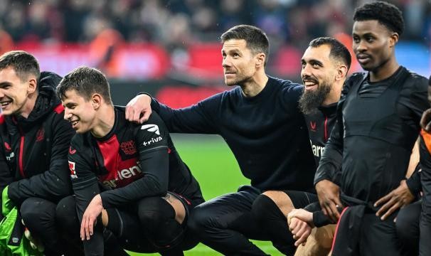 开云体育官方网站-【德甲】勒沃库森3比0完胜，拜仁缴械葬送6分战